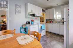 292 WILLIAM STREET N | Gananoque Ontario | Slide Image Nine