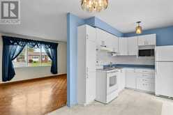 116 SHERWOOD AVENUE | Loyalist Ontario | Slide Image Thirteen