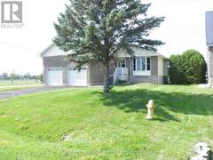21 FREDERICK Street Lansdowne Ontario, K0E 1L0