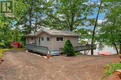 1403B EVERETT LANE | South Frontenac Ontario | Slide Image Three