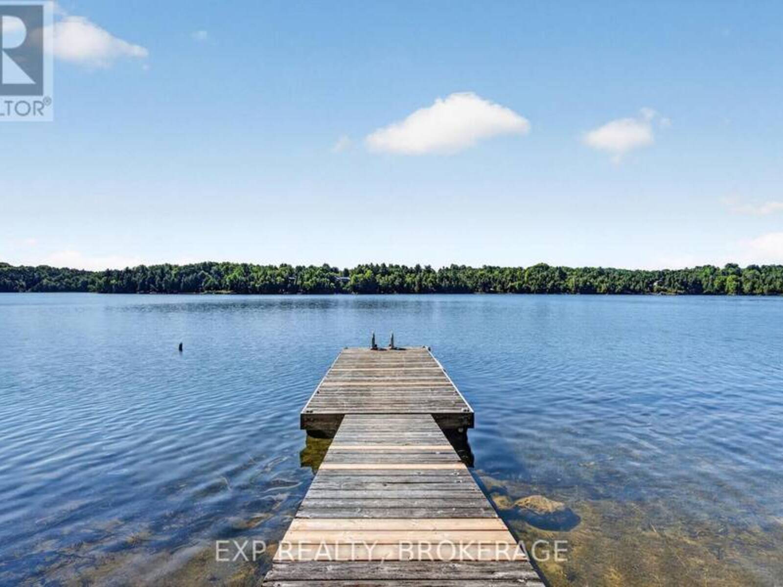 332 HILLCREST LANE, South Frontenac, Ontario K0H 2V0