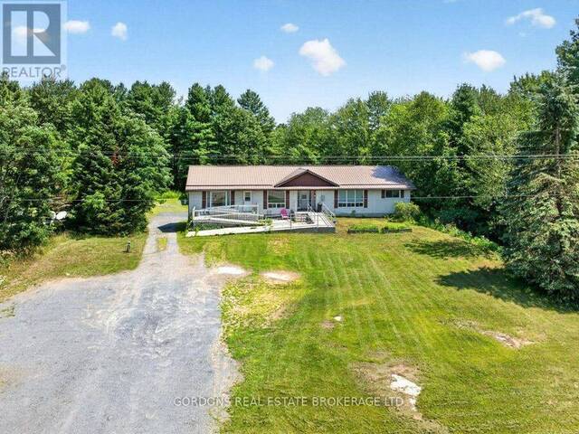 11703 HIGHWAY 41 Addington Highlands Ontario, K0H 1Z0 - 6 Bedrooms Home For Sale