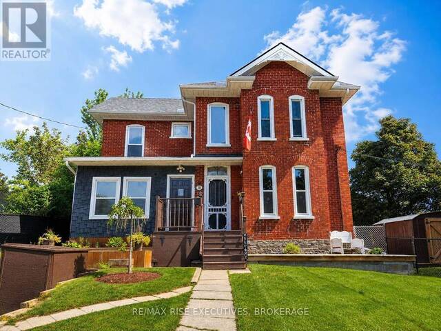 18 STONE STREET Belleville Ontario, K8P 1Z9 - 3 Bedrooms Home For Sale