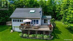 15 MAPLE VIEW COURT | Addington Highlands Ontario | Slide Image Two