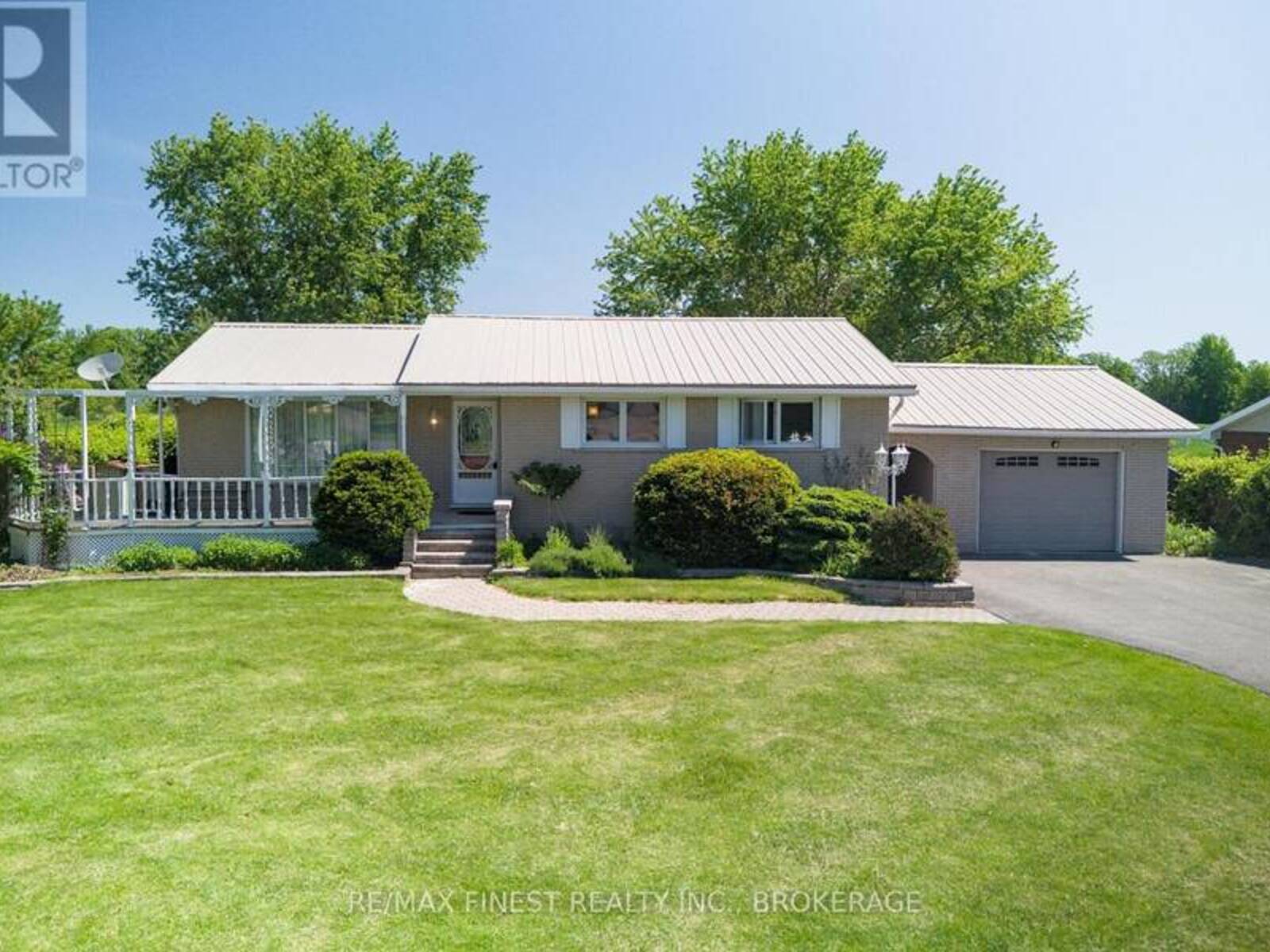 301 COUNTY RD 8, Greater Napanee, Ontario K7R 3K6