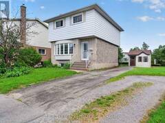 1046 PINEWOOD PLACE Kingston Ontario, K7P 1L1