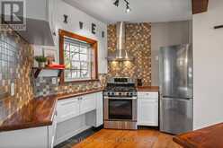 277 BROCK STREET | Gananoque Ontario | Slide Image Thirty-one