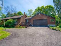 5895 DAVEY DRIVE South Frontenac Ontario, K0H 2W0