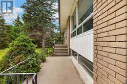 18 DALGLEISH AVENUE | Kingston Ontario | Slide Image Three