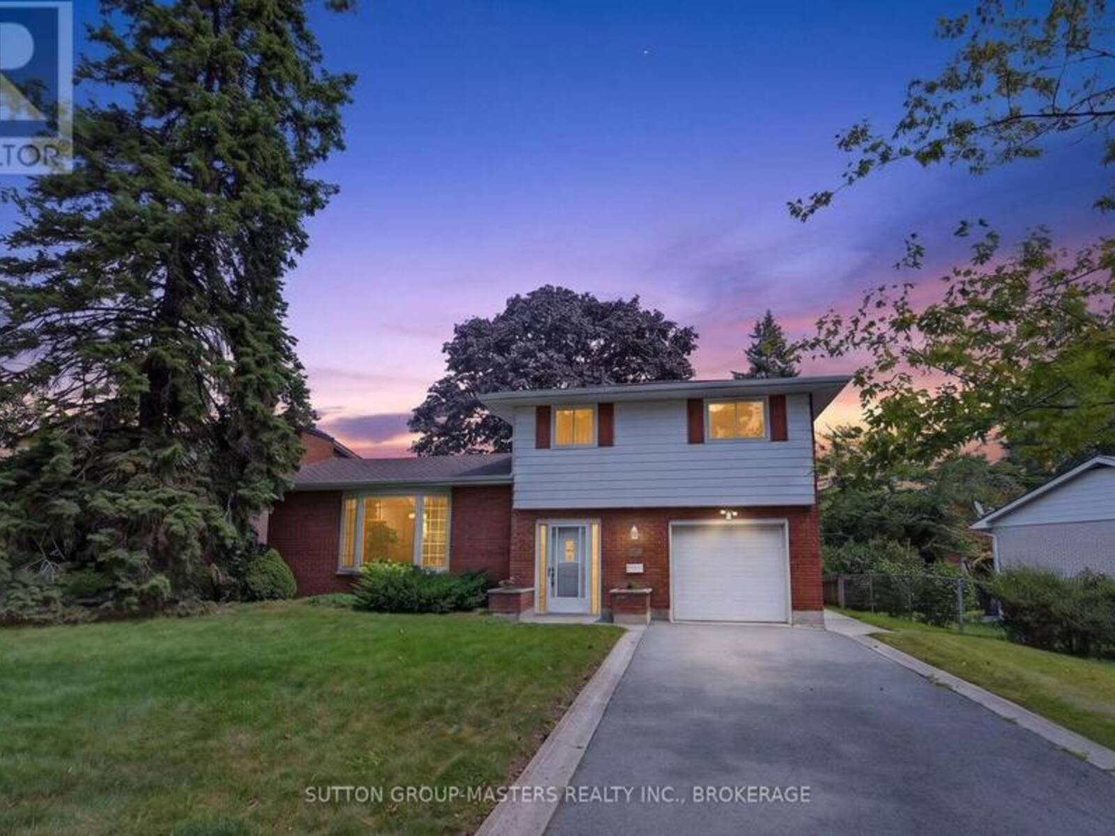 197 NORMAN ROGERS DRIVE, Kingston, Ontario K7M 2R5