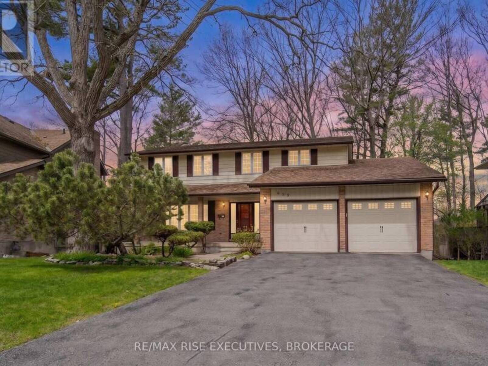 899 SAFARI DRIVE, Kingston, Ontario K7M 6W2