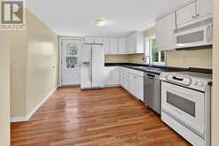 77 PORTSMOUTH AVENUE | Kingston Ontario | Slide Image Nineteen