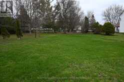 20 GRAND TRUNK AVENUE | Lansdowne Ontario | Slide Image Four