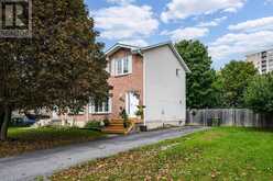 860 BEACONHILL COURT | Kingston Ontario | Slide Image One