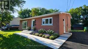 47 HENRY CRESCENT | Loyalist Ontario | Slide Image One