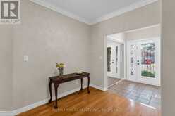 1208 GREENWOOD PARK DRIVE | Kingston Ontario | Slide Image Five