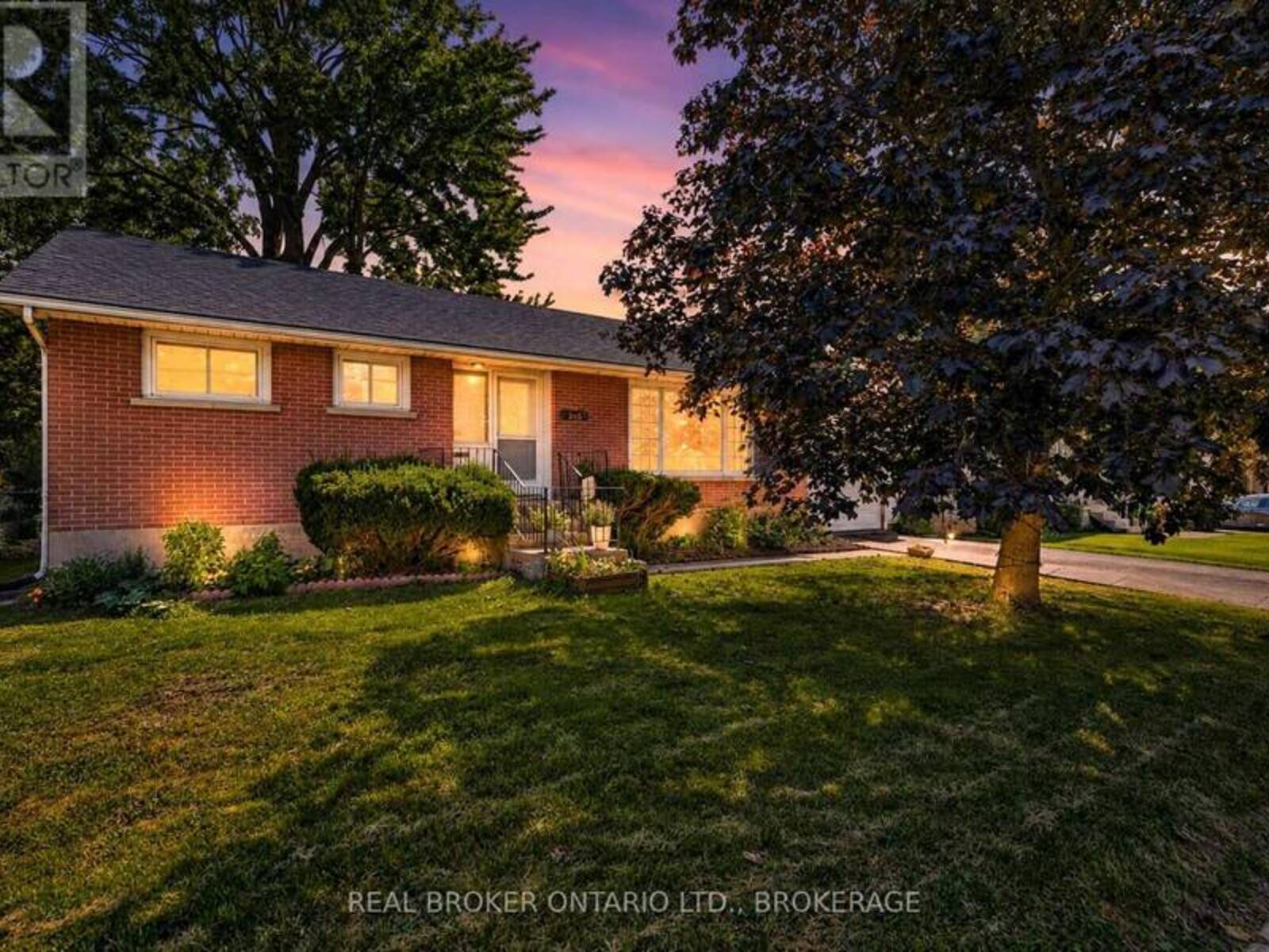 283 CAMDEN ROAD, Greater Napanee, Ontario K7R 1E7