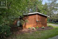 19 PC LANE | Prince Edward Ontario | Slide Image Thirty