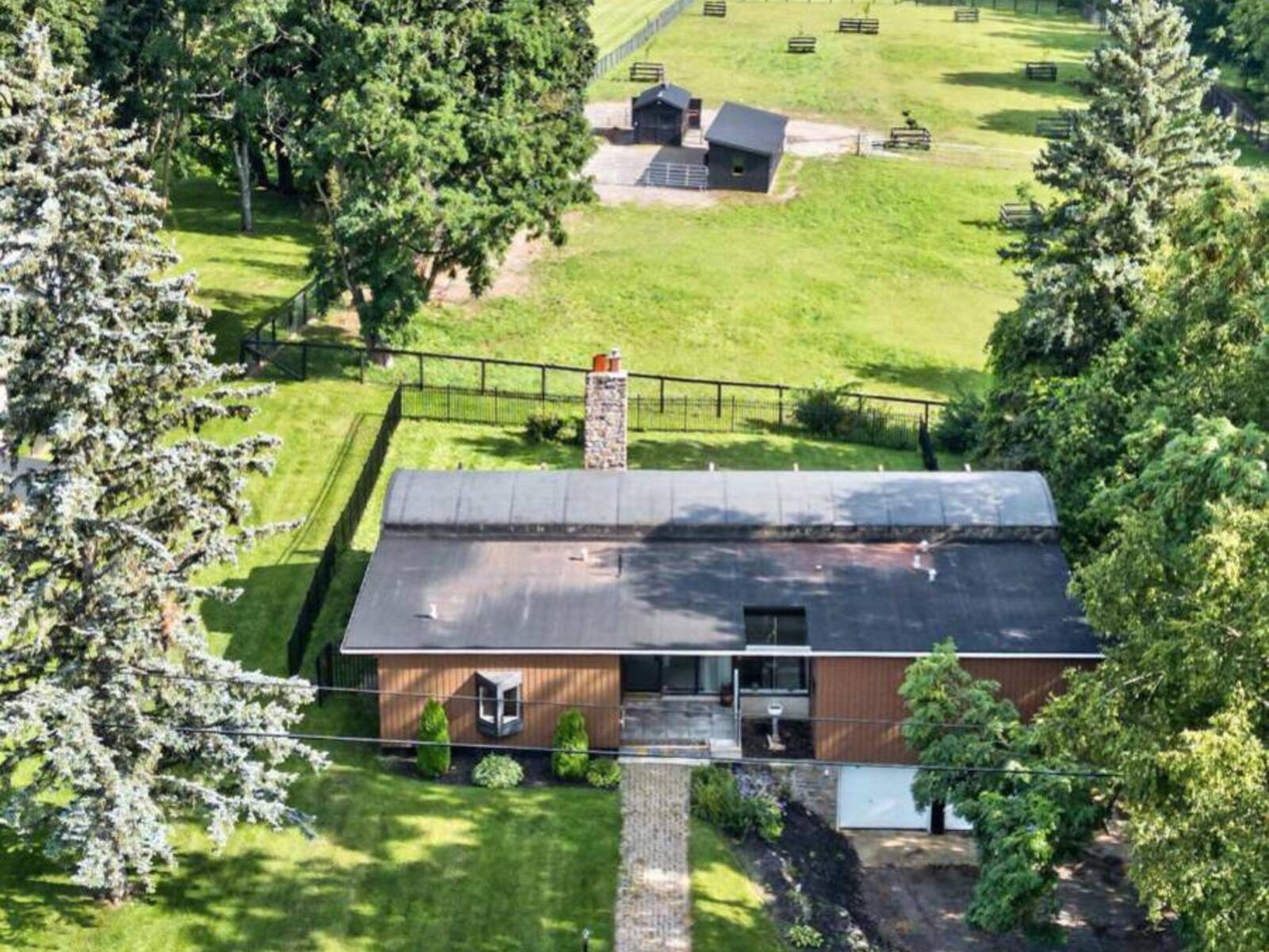 1103 COUNTY ROAD 2, Brockville, Ontario K6V 5T1