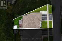 142 GILDERSLEEVE BOULEVARD | Loyalist Ontario | Slide Image Fifty