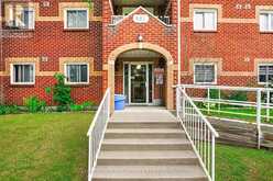 210 - 561 ARMSTRONG ROAD | Kingston Ontario | Slide Image One