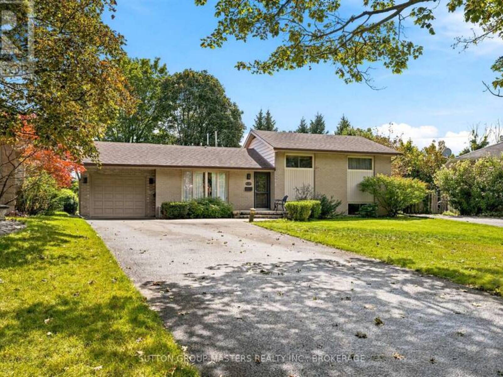 120 LIDDELL CRESCENT, Kingston, Ontario K7M 2T6