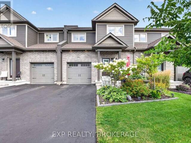 32 CURTIS STREET Prince Edward Ontario, K0K 2T0 - 5 Bedrooms Home For Sale
