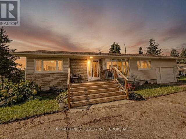 9859 COUNTY RD 42 Westport Ontario, K0G 1X0 - 4 Bedrooms Home For Sale
