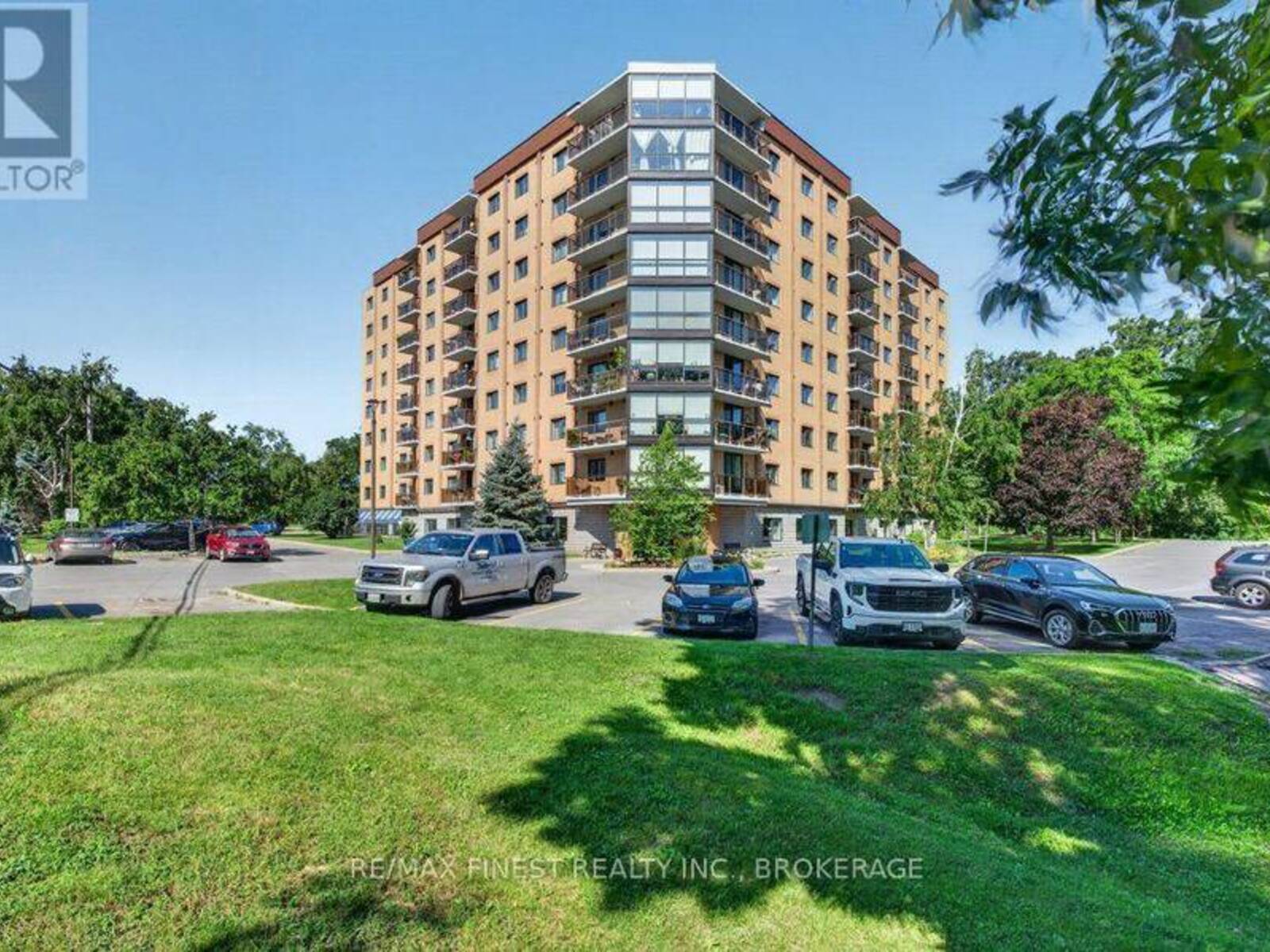 307 - 120 BARRETT COURT, Kingston, Ontario K7L 5H6
