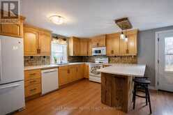 39 CENTRE STREET | Brighton Ontario | Slide Image Nine