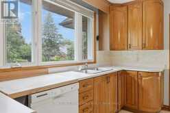 59 CAMPBELL CRESCENT | Kingston Ontario | Slide Image Ten