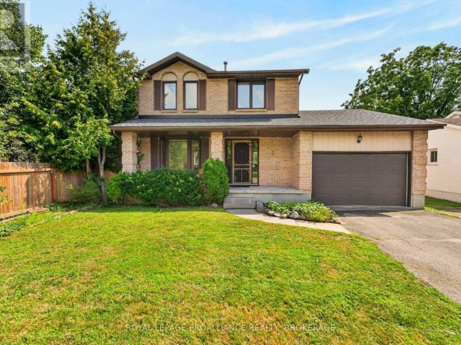 812 LANCASTER DRIVE, Kingston, Ontario K7P 1P9