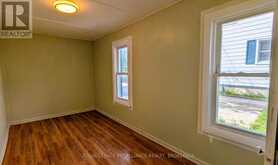 79 MCDONALD AVENUE | Kingston Ontario | Slide Image Thirteen