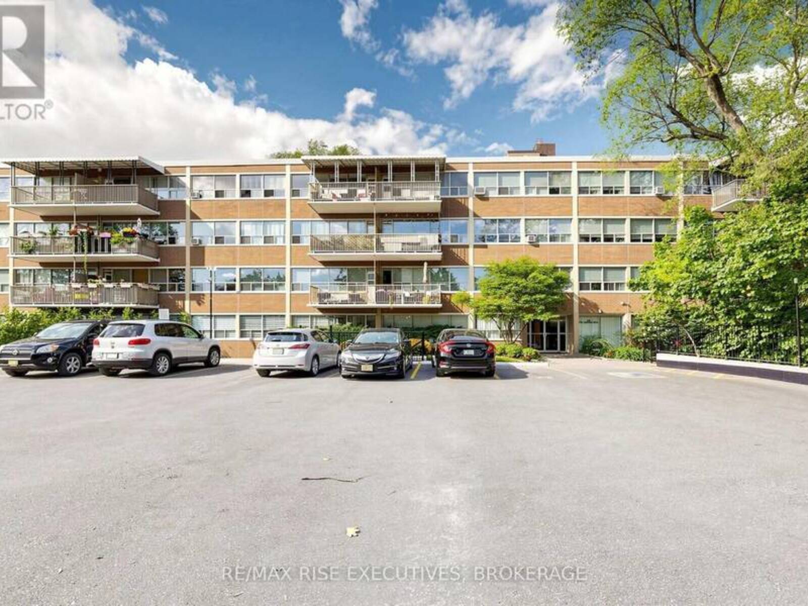 304 - 160 THE DONWAY W, Toronto, Ontario M3C 2G1
