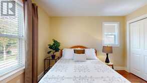 160 NAPIER STREET | Kingston Ontario | Slide Image Thirty