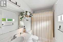 944 UXBRIDGE CRESCENT | Kingston Ontario | Slide Image Seventeen