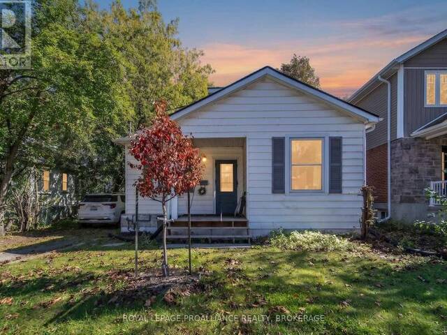 153 MACDONNELL STREET Kingston Ontario, K7L 4B9 - 5 Bedrooms Home For Sale