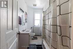 153 MACDONNELL STREET | Kingston Ontario | Slide Image Eight