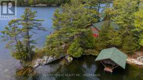 20800 HORSESHOE ISLAND | South Frontenac Ontario | Slide Image One