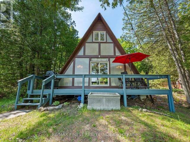 53 HILLSIDE LANE South Frontenac Ontario, K0H 2W0 - 2 Bedrooms Waterfront Home For sale