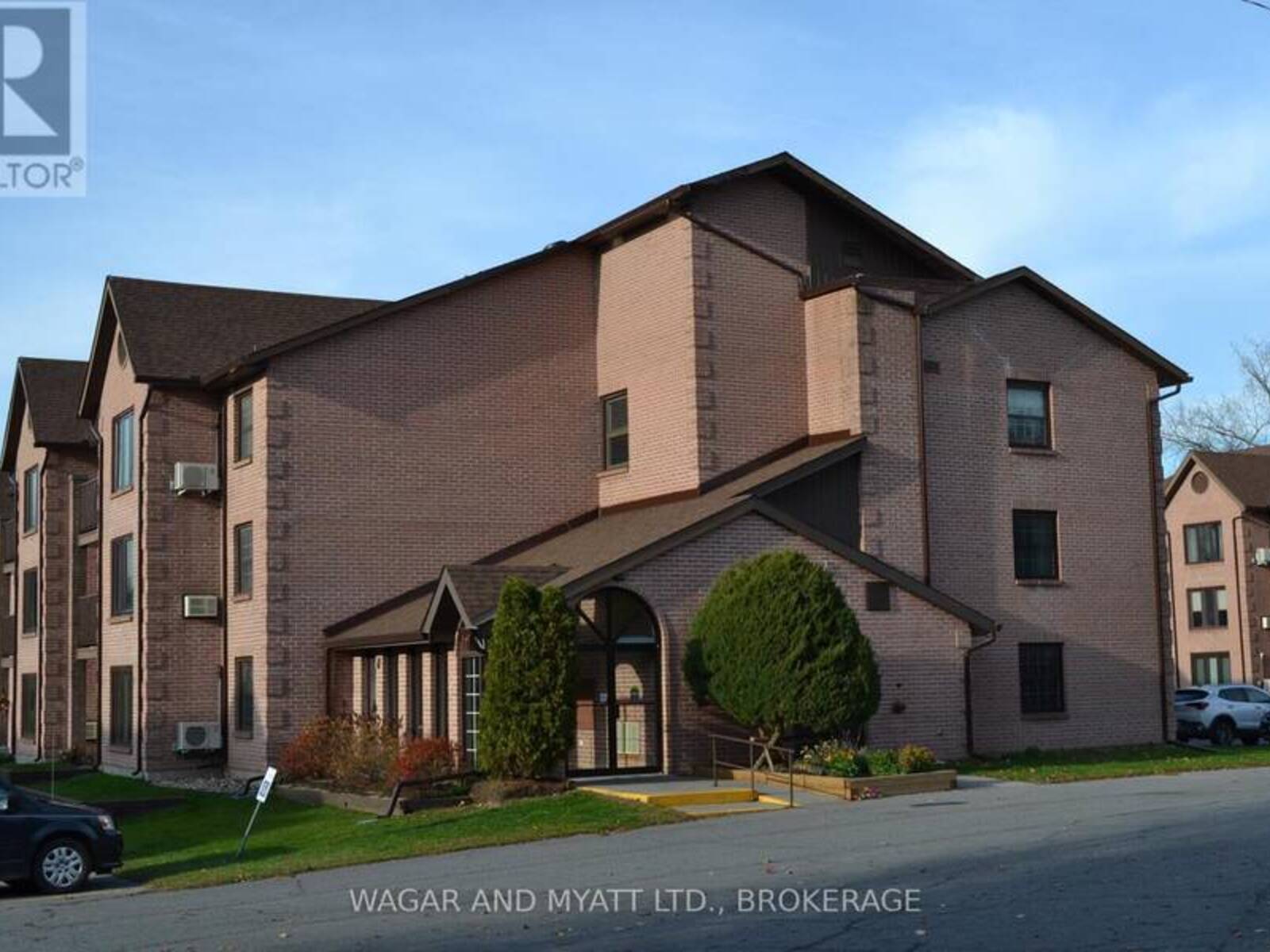 305 - 9 CENTRE STREET S, Greater Napanee, Ontario K7R 3X3