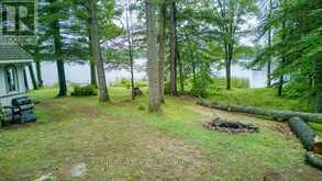 148B OAK SHORES LANE | South Frontenac Ontario | Slide Image Five