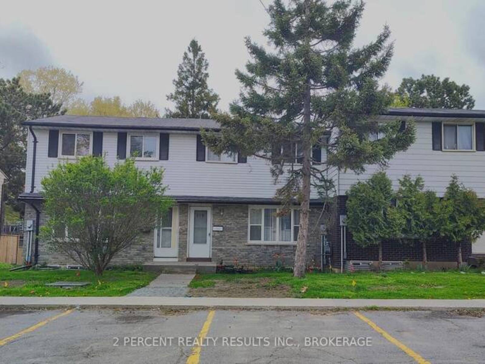 928 OAKVIEW AVENUE, Kingston, Ontario K7M 6V6
