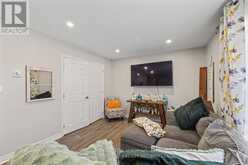 197 BELMONT AVENUE | Kingston Ontario | Slide Image Nine