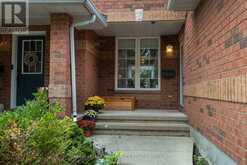 562 QUAIL COURT | Kingston Ontario | Slide Image Three