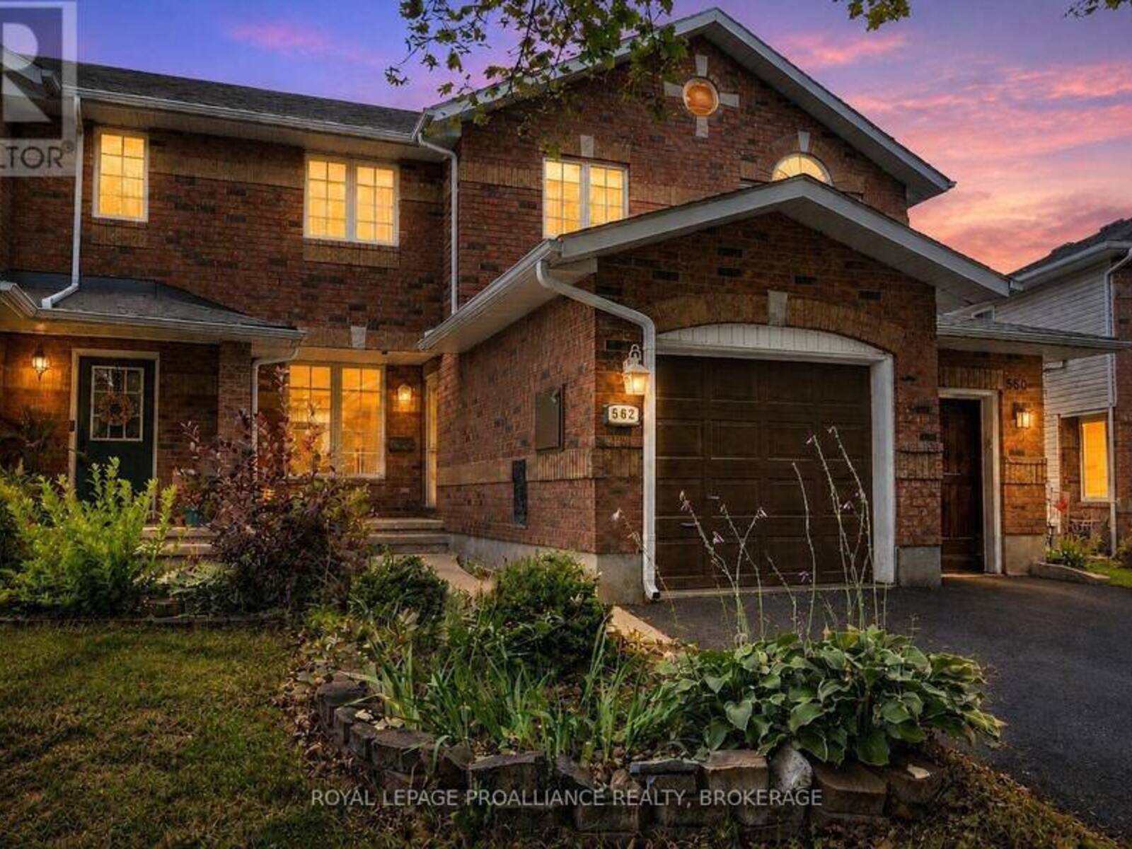 562 QUAIL COURT, Kingston, Ontario K7M 8Z3