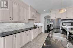 81 KENWOODS CIRCLE | Kingston Ontario | Slide Image Ten