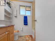 913 OAKVIEW AVENUE | Kingston Ontario | Slide Image Sixteen