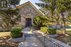 175 STONE STREET S | Gananoque Ontario | Slide Image Eight