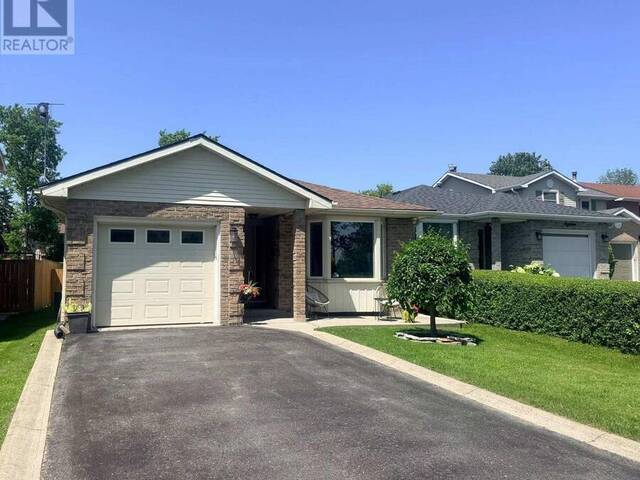 16 GRENADIER DRIVE Kingston Ontario, K7K 6E8 - 3 Bedrooms Home For Sale